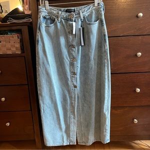 Banana Republic Denim midi split front skirt size 6 tall